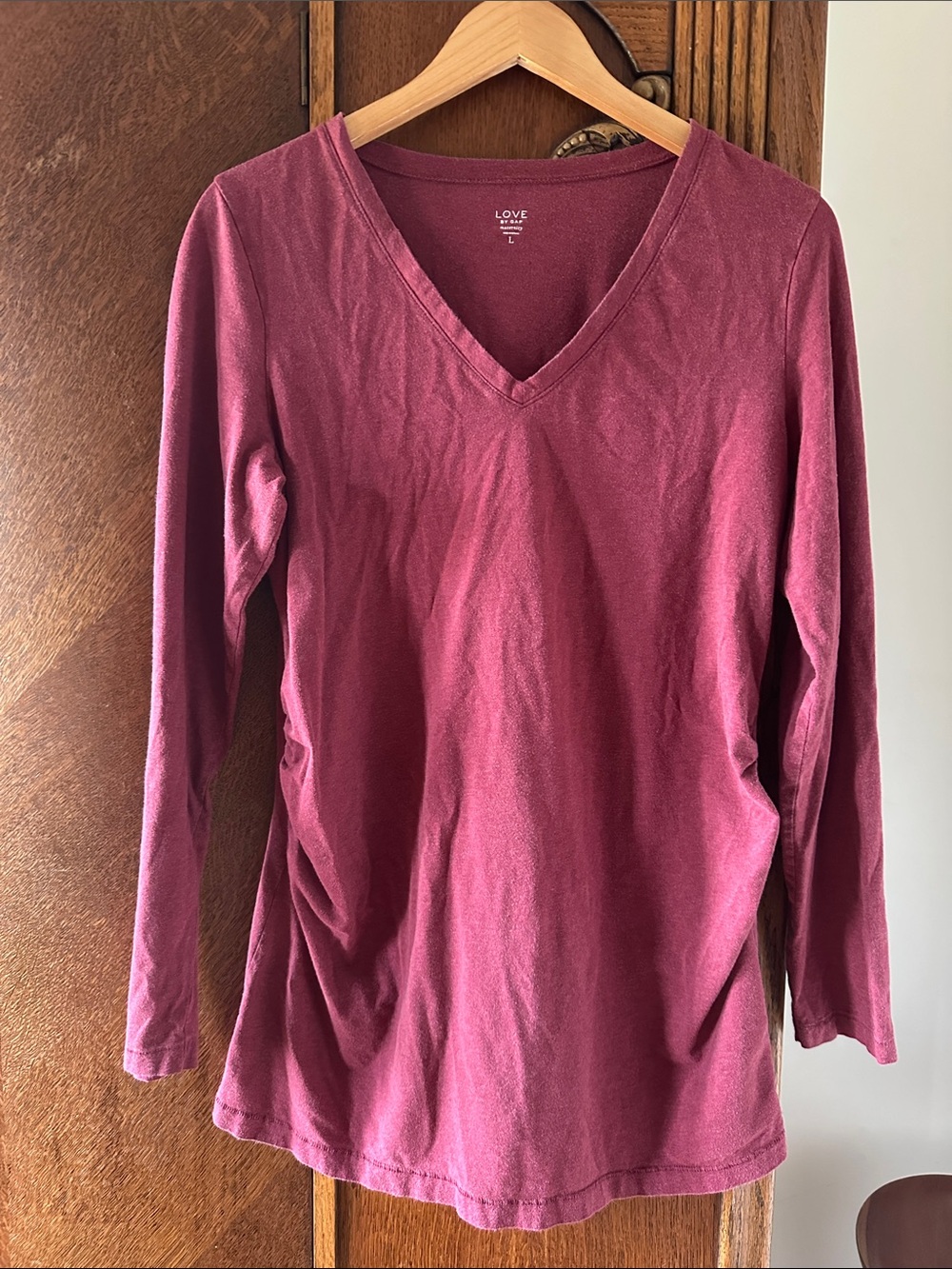 Maternity Love by GAP Maternity Cozy V-Neck Long Sleeve Top - Wine Large